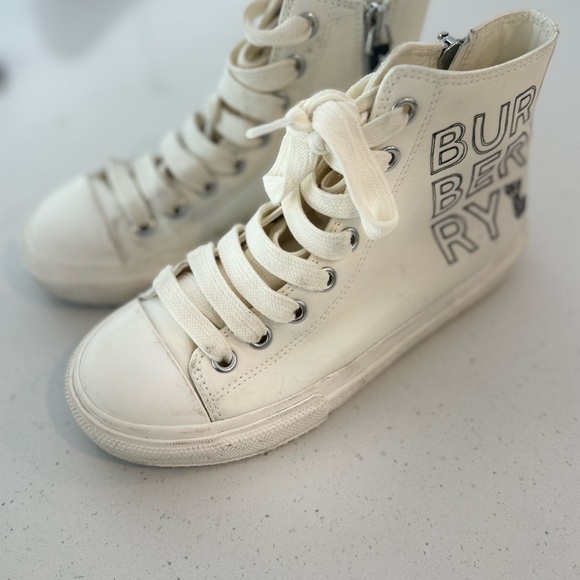 Burberry kids sneakers size 13 kids (C42) - Picture 6 of 6